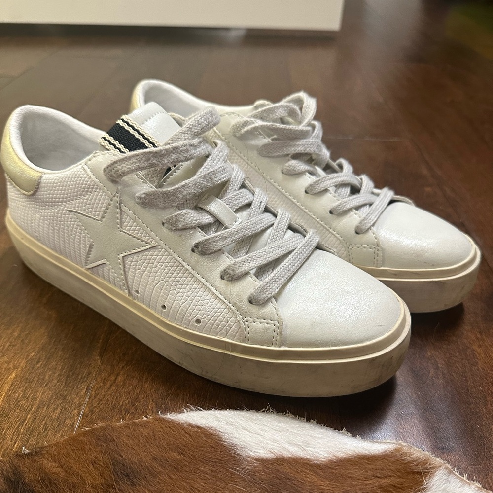 Shu Shop Paula neutral sneakers
